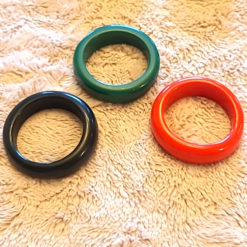 Early Plastic, Probably Bakelite, Bangles - image 1